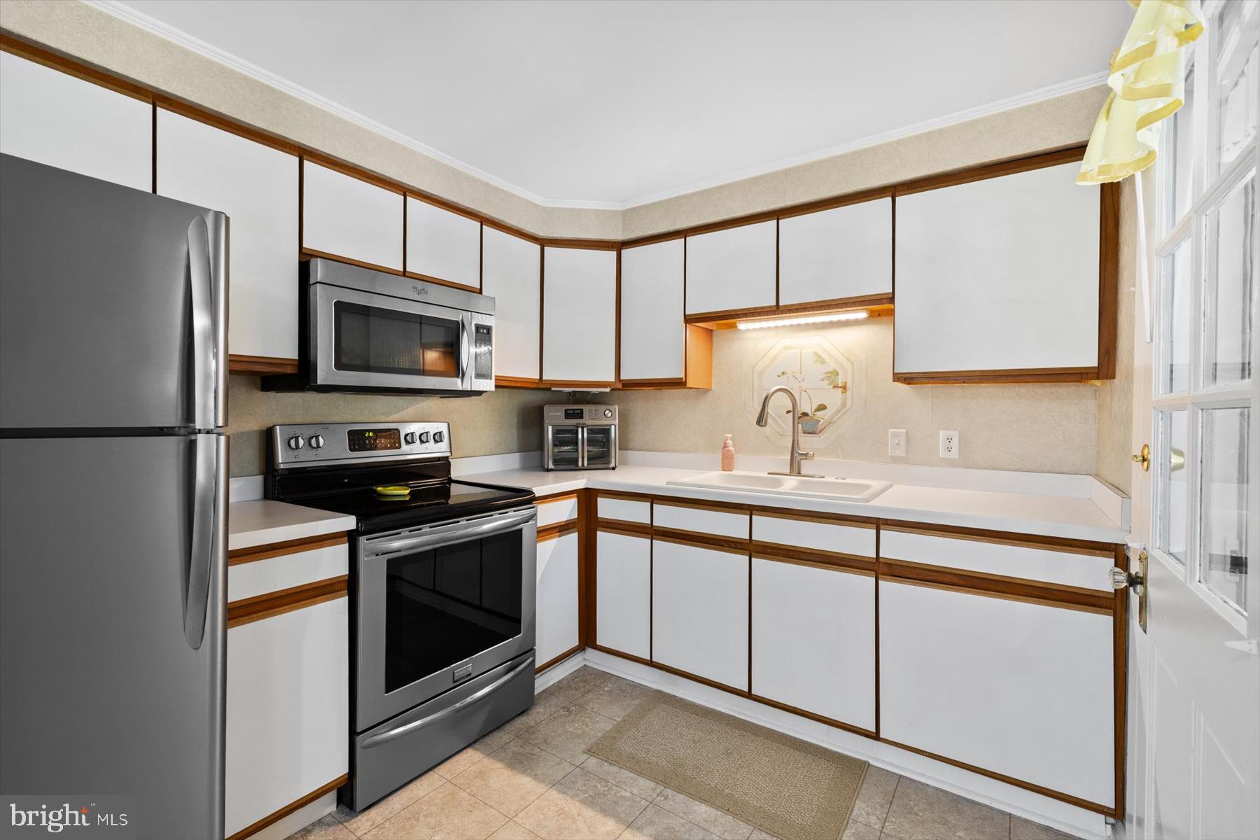 28939 Stockley Road Milton, DE 19968 - Photo 14 of 66 Stainless Appliances