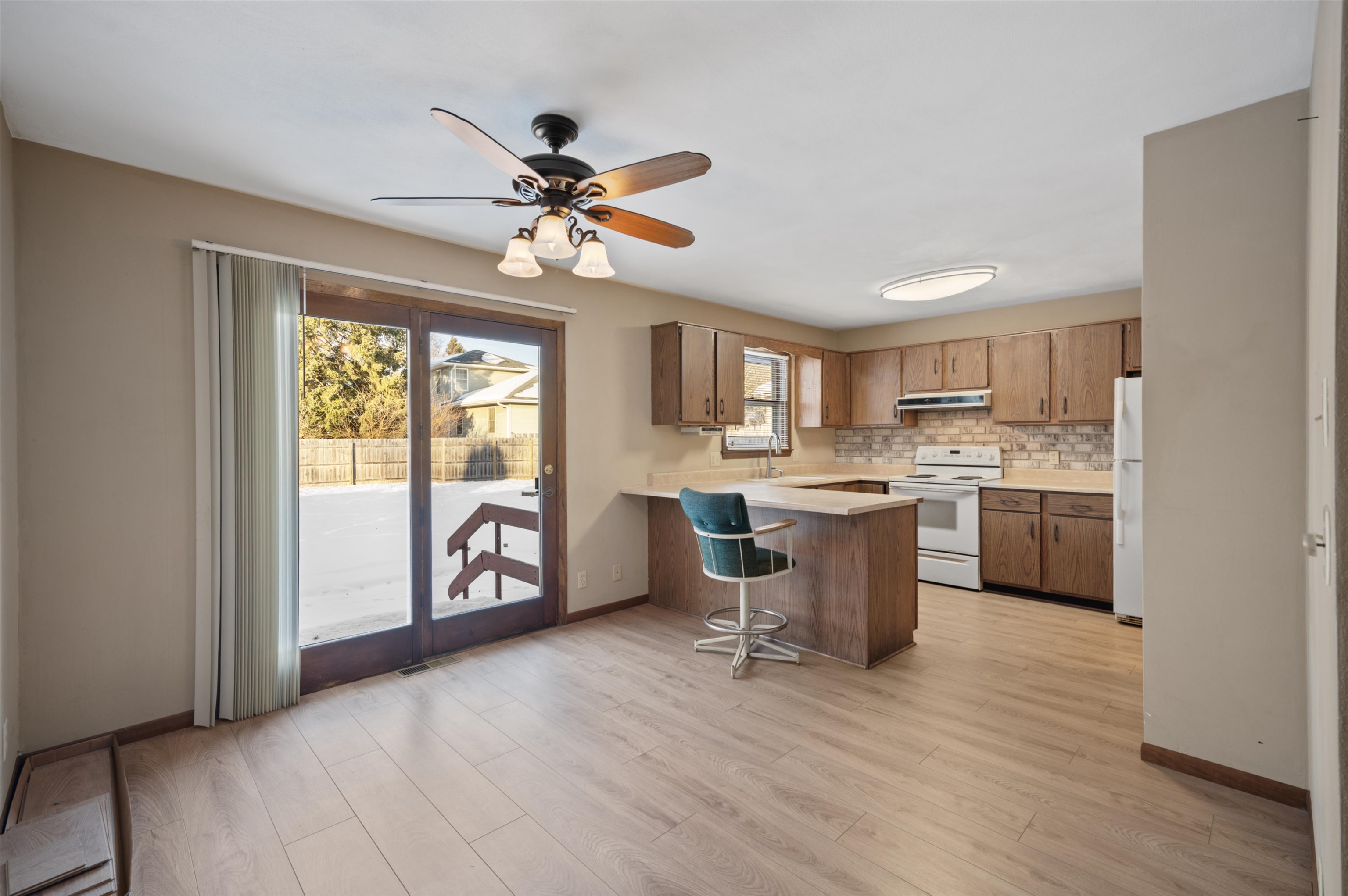 700 Shu-Lar Lane Clinton, WI 53525 - Photo 8 of 33