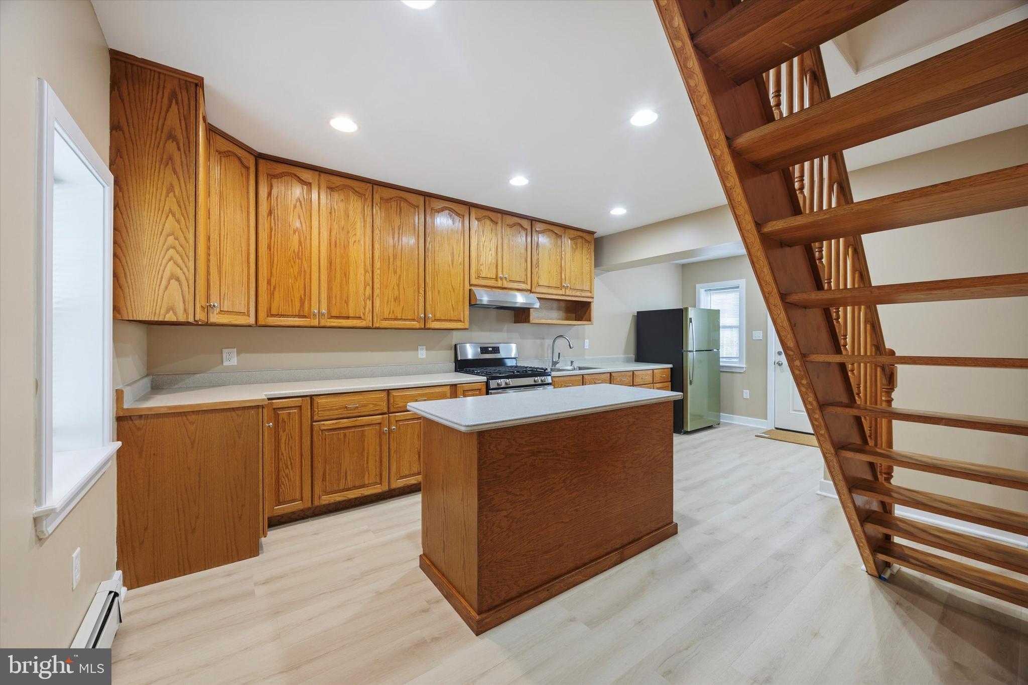 606 Vernon Street Media, PA 19063 - Photo 9 of 26