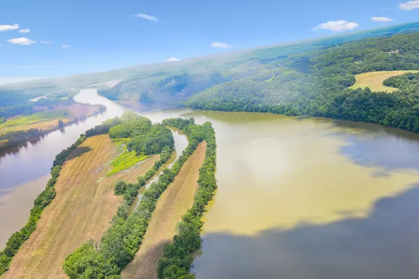 $644,000 | 432 Slow Roll Drive, Chapmansboro, TN 37035