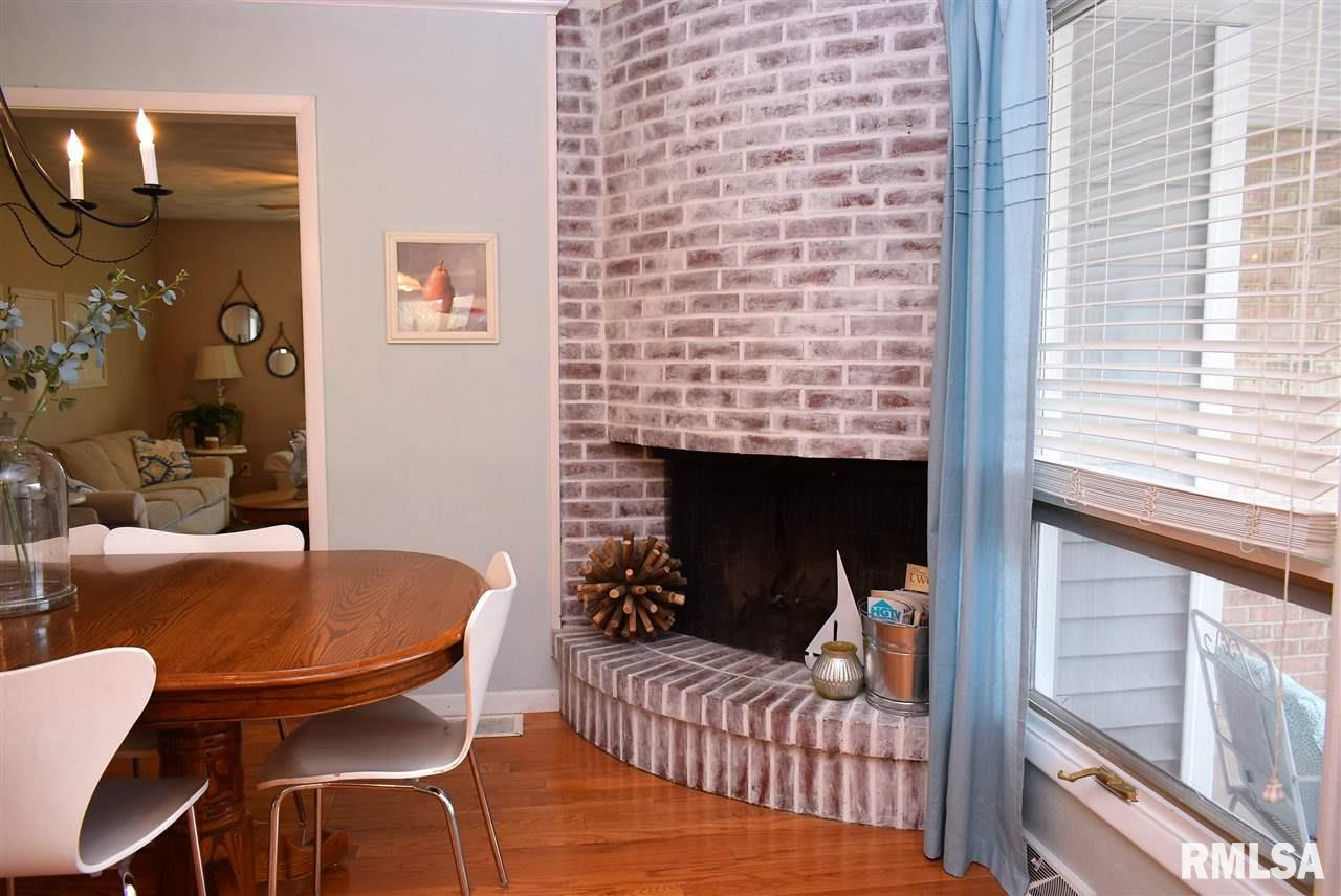 904 Westgate Road Washington, IL 61571 - Photo 13 of 36 Gallery Image 13