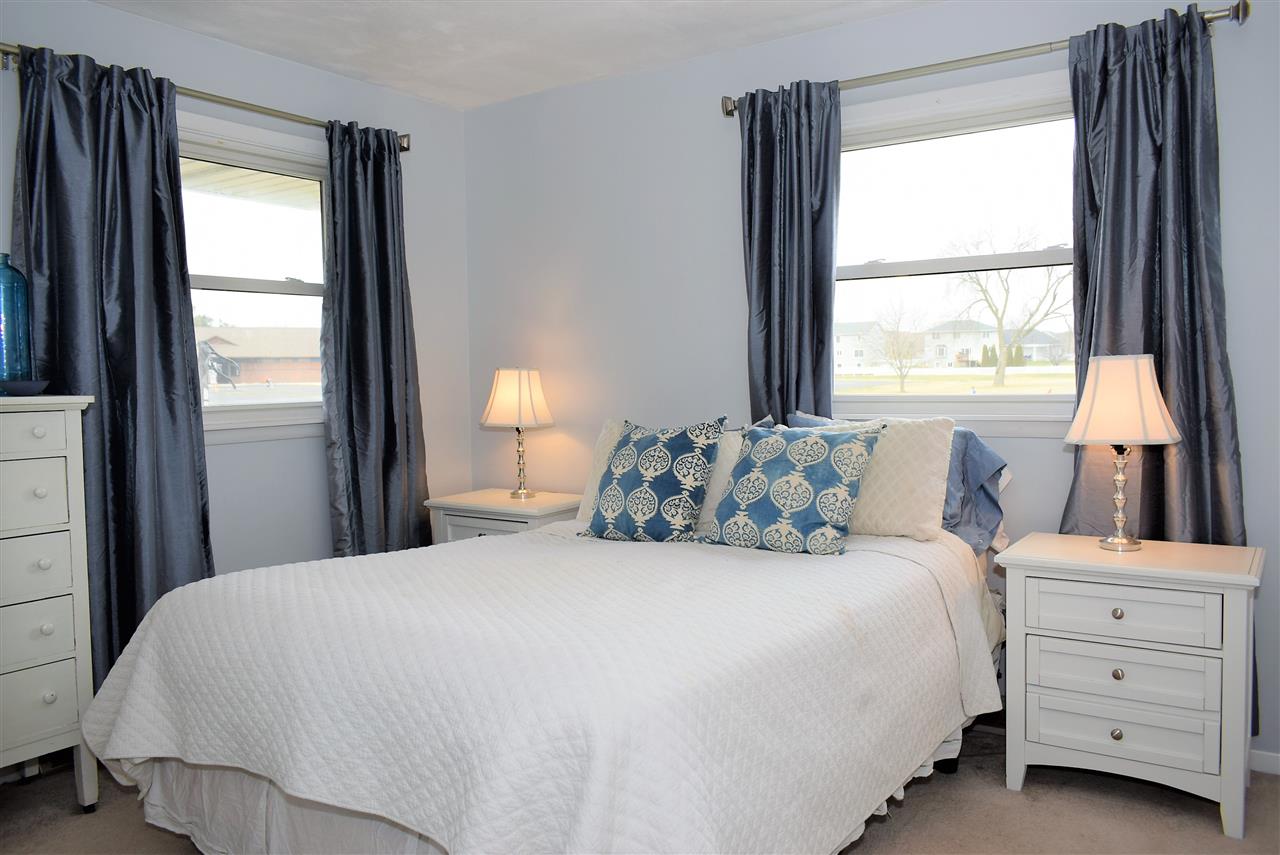 904 Westgate Road Washington, IL 61571 - Photo 16 of 36 Gallery Image 16