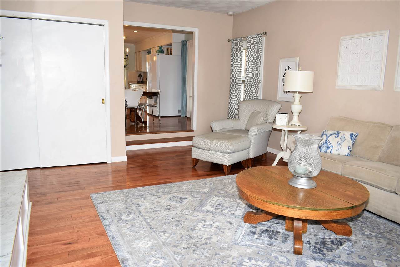 904 Westgate Road Washington, IL 61571 - Photo 7 of 36 Gallery Image 7