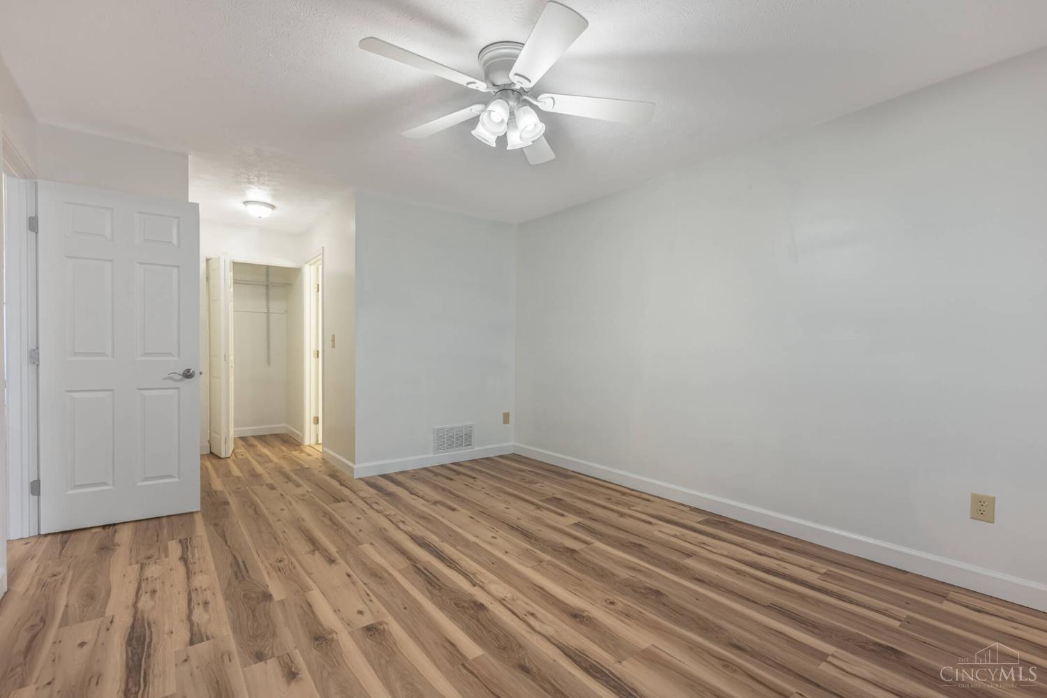 7268 East Galbraith Road, Unit A Cincinnati, OH 45243 - Photo 22 of 39