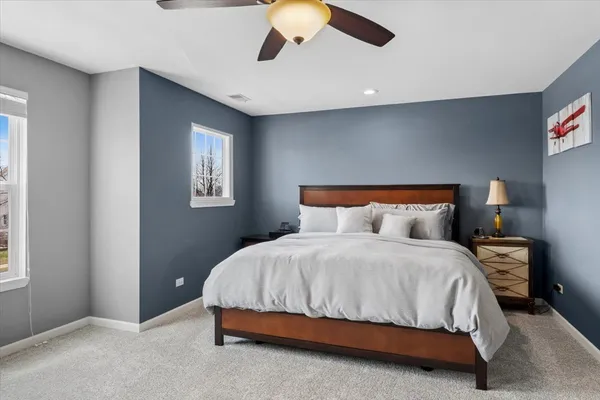 $529,900 | 724 North Misty Ridge Drive, Romeoville, IL 60446