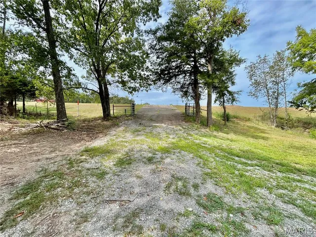 $135,000 | 1640 Highway 63, Houston, MO 65483