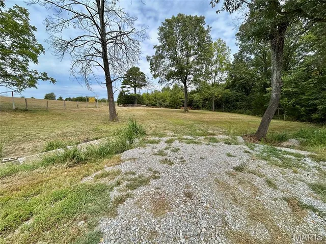 $135,000 | 1640 Highway 63, Houston, MO 65483