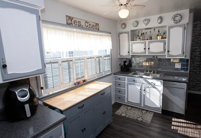 $137,900 | 431 Madison Street, Jackson, MI 49202