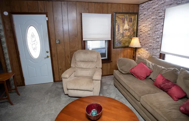 $137,900 | 431 Madison Street, Jackson, MI 49202