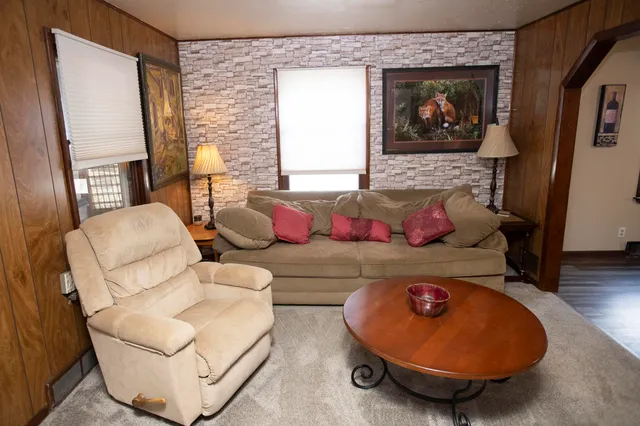 $137,900 | 431 Madison Street, Jackson, MI 49202