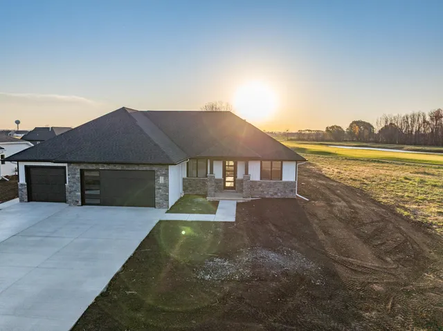 $649,000 | 713 Royal Saint Pats Drive, Wrightstown, WI 54180