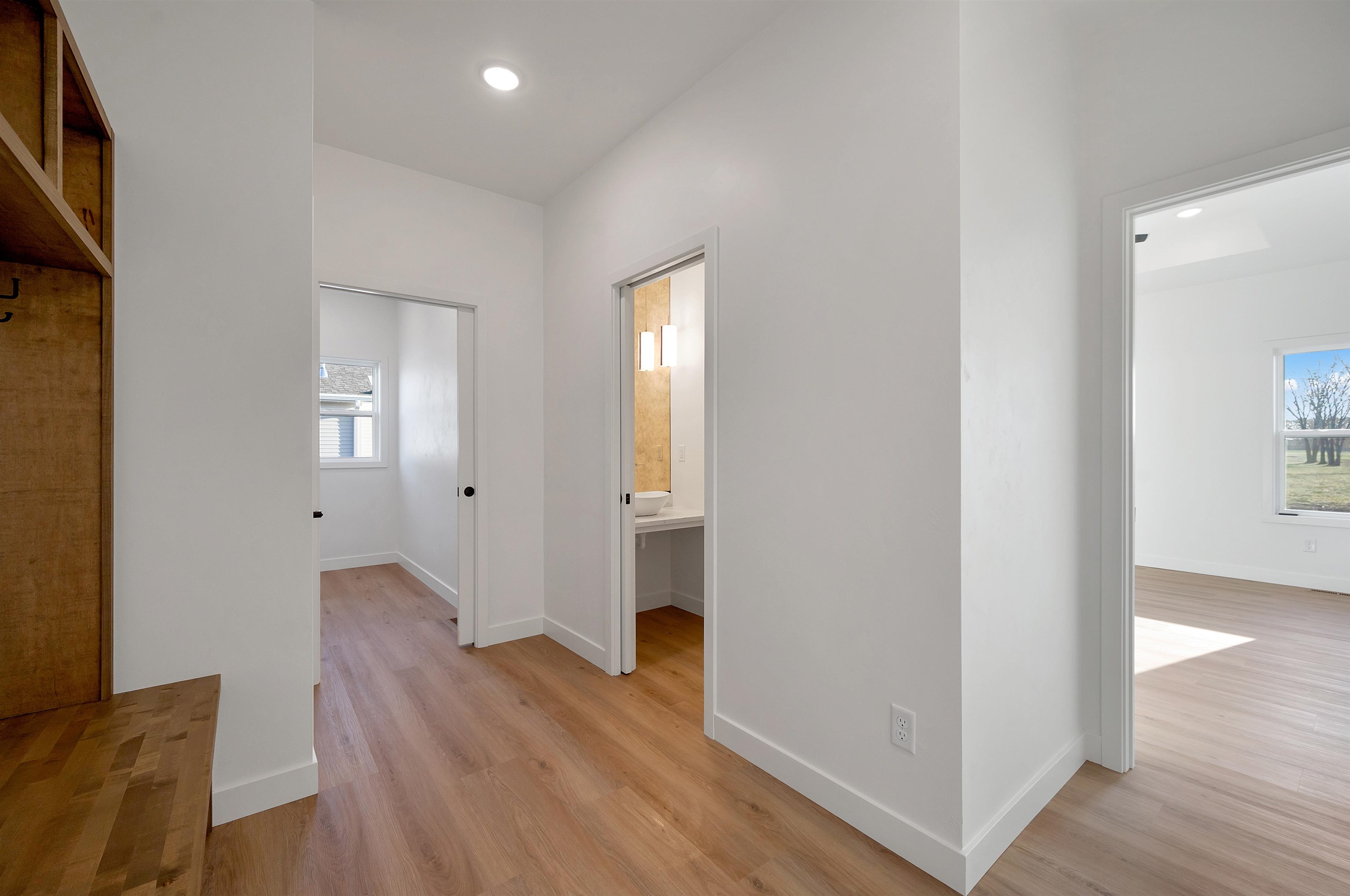 713 Royal Saint Pats Drive Wrightstown, WI 54180 - Photo 21 of 34