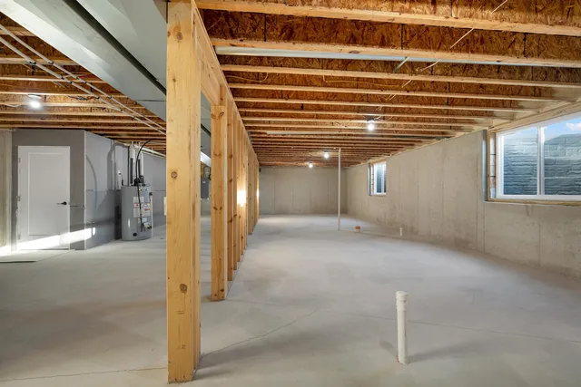 $649,000 | 713 Royal Saint Pats Drive, Wrightstown, WI 54180