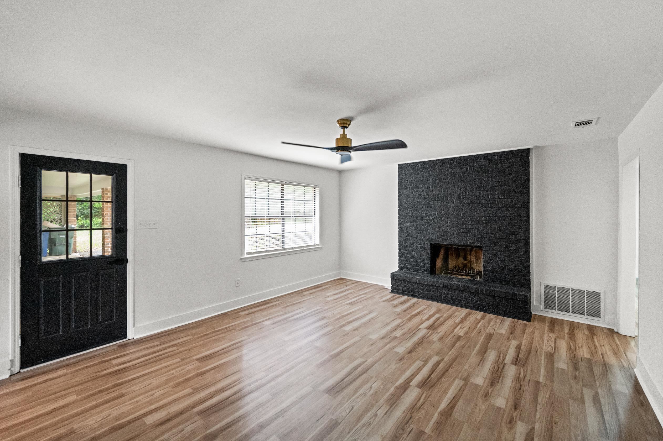 569 Stuart Street Daphne, AL 36526 - Photo 12 of 25