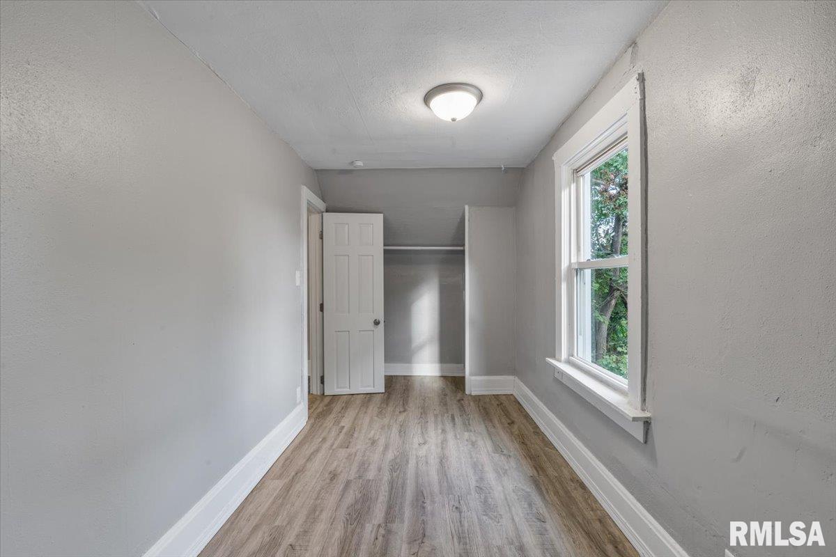 3209 11th Avenue Moline, IL 61265 - Photo 23 of 26