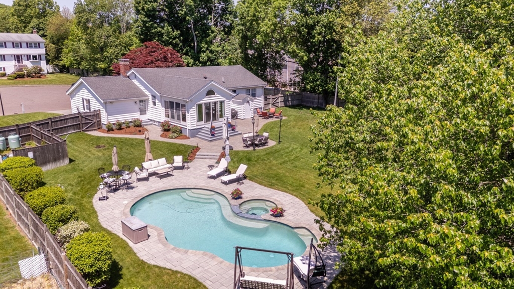 15 Fernwood Road Saugus, MA 01906 - Photo 10 of 42