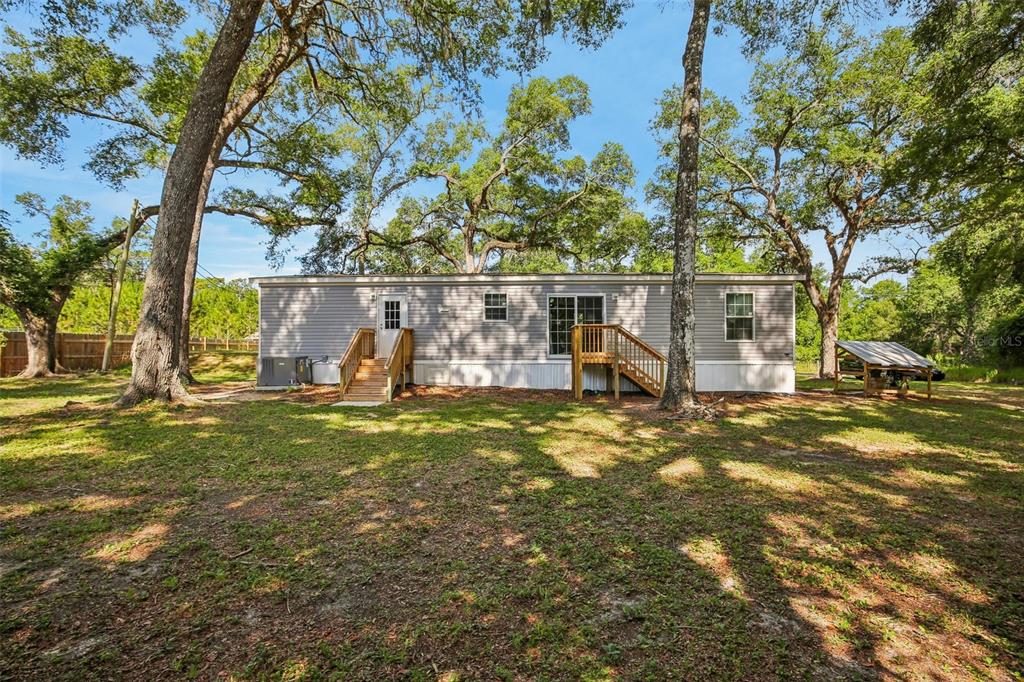 11487 Southwest 42nd Terrace Webster, FL 33597 - Photo 4 of 24