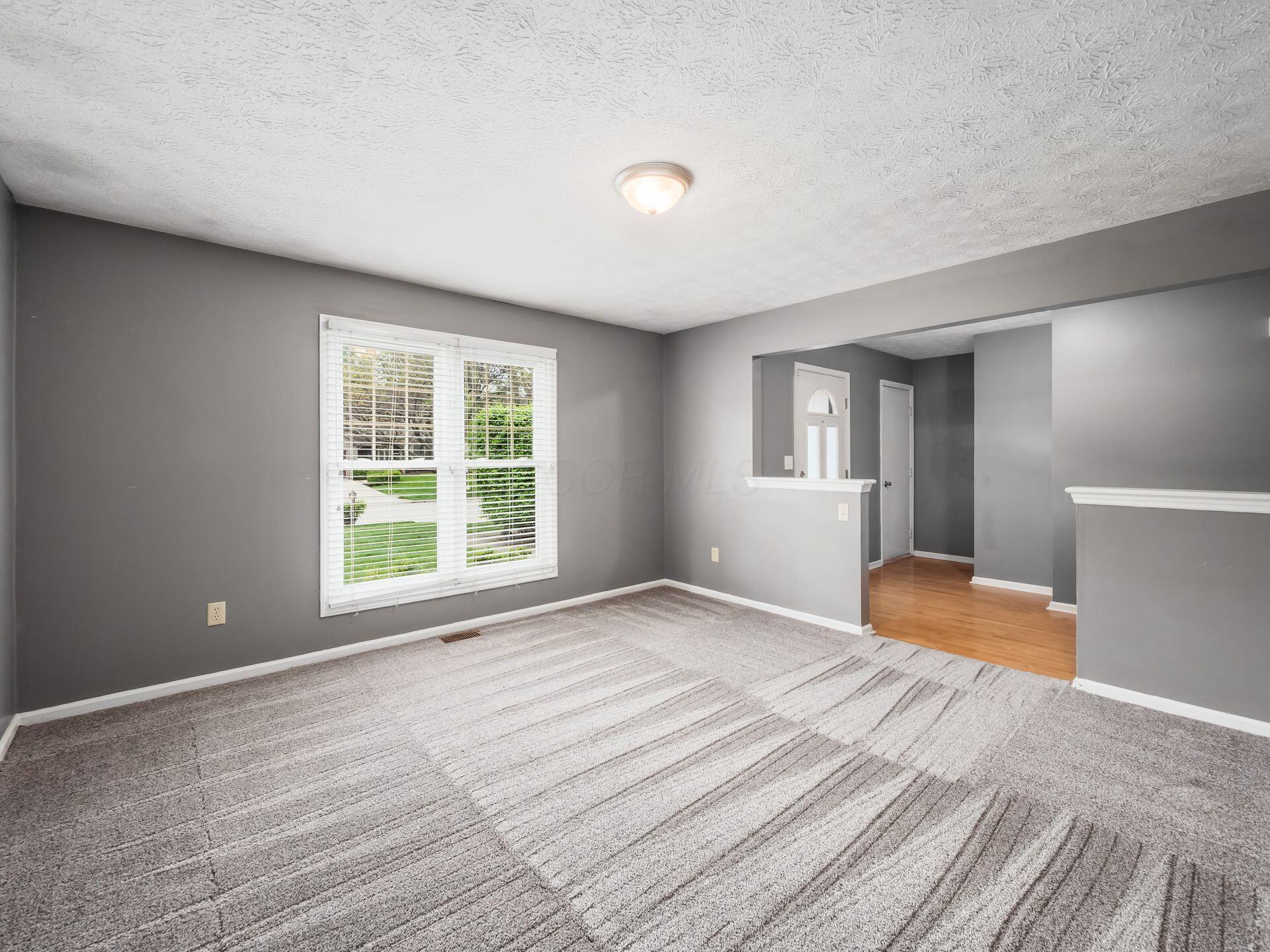 5314 Roscommon Road Dublin, OH 43017 - Photo 8 of 42