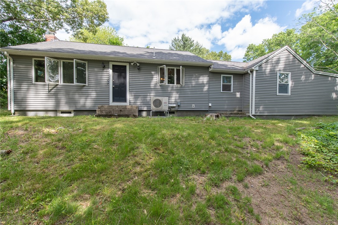 11 Country Hill Road Cumberland, RI 02864 - Photo 13 of 27