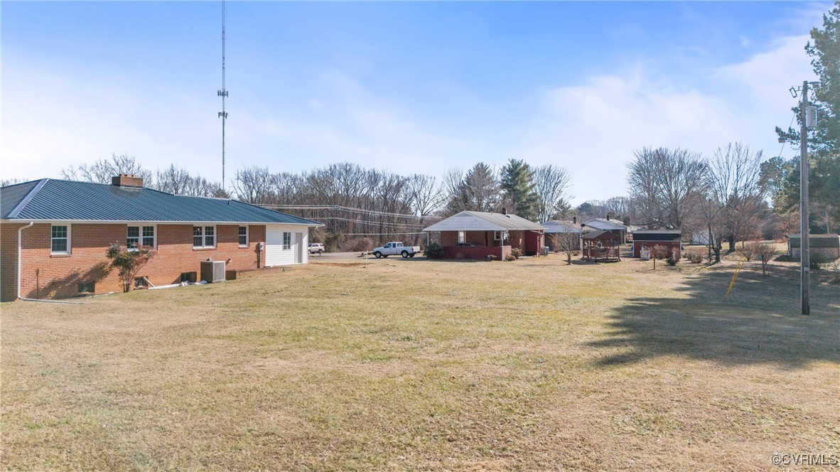1611 Cumberland Road Farmville, VA 23901 - Photo 40 of 47 View of yard with central AC unit