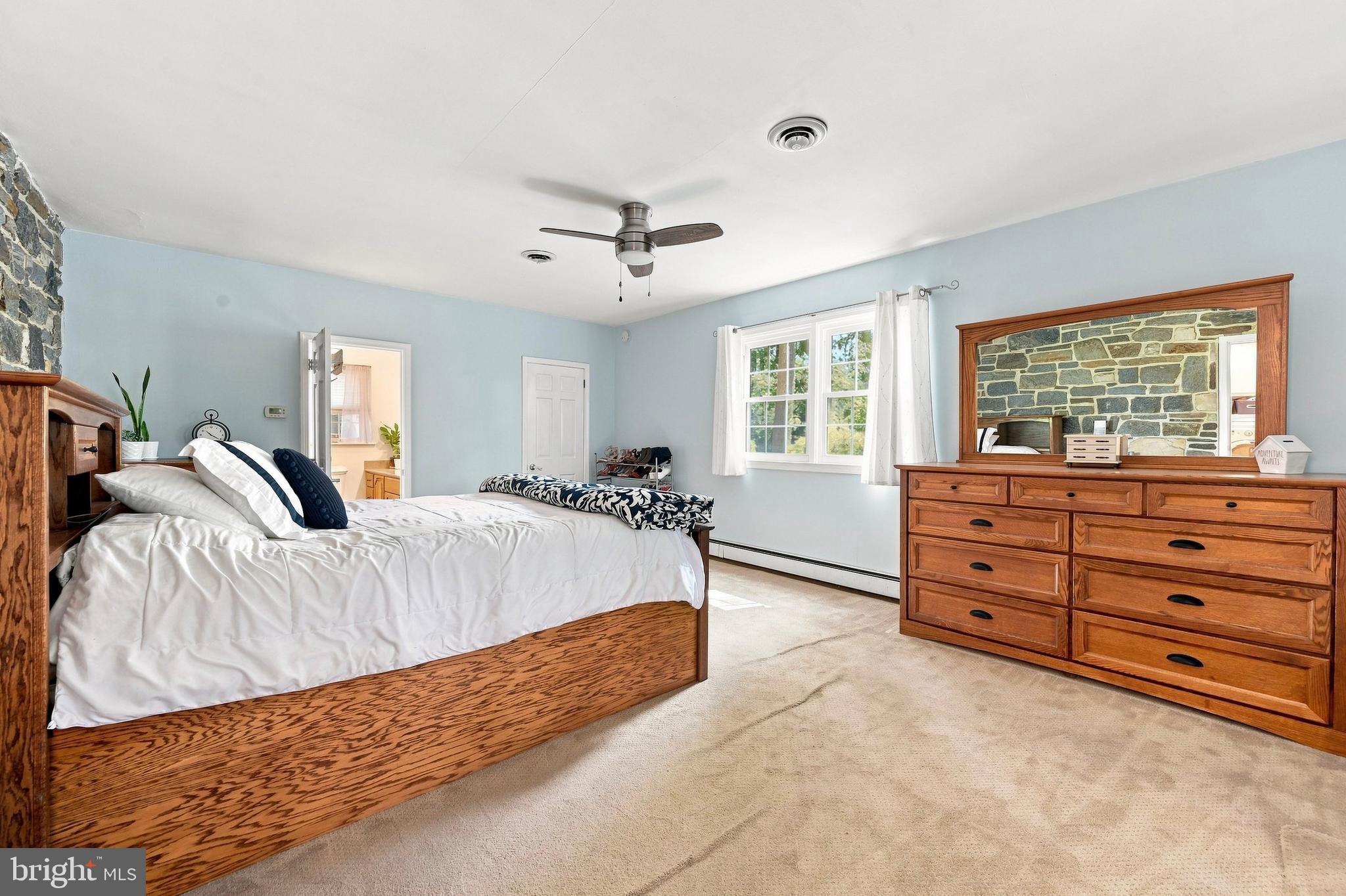 401 Walnut Hill Road West Chester, PA 19382 - Photo 22 of 39 1st Fl Ensuite Bedroom