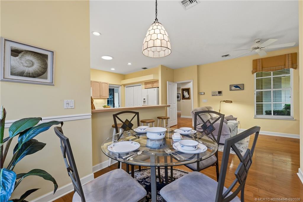 3510 Southeast Cambridge Drive Stuart, FL 34997 - Photo 10 of 38 Eat-in kitchen area