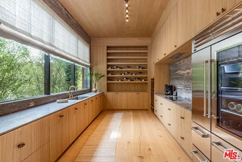 $32,500,000 | 3405 Fryman Road, Studio City, CA 91604
