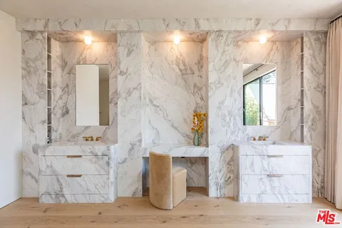 $32,500,000 | 3405 Fryman Road, Studio City, CA 91604