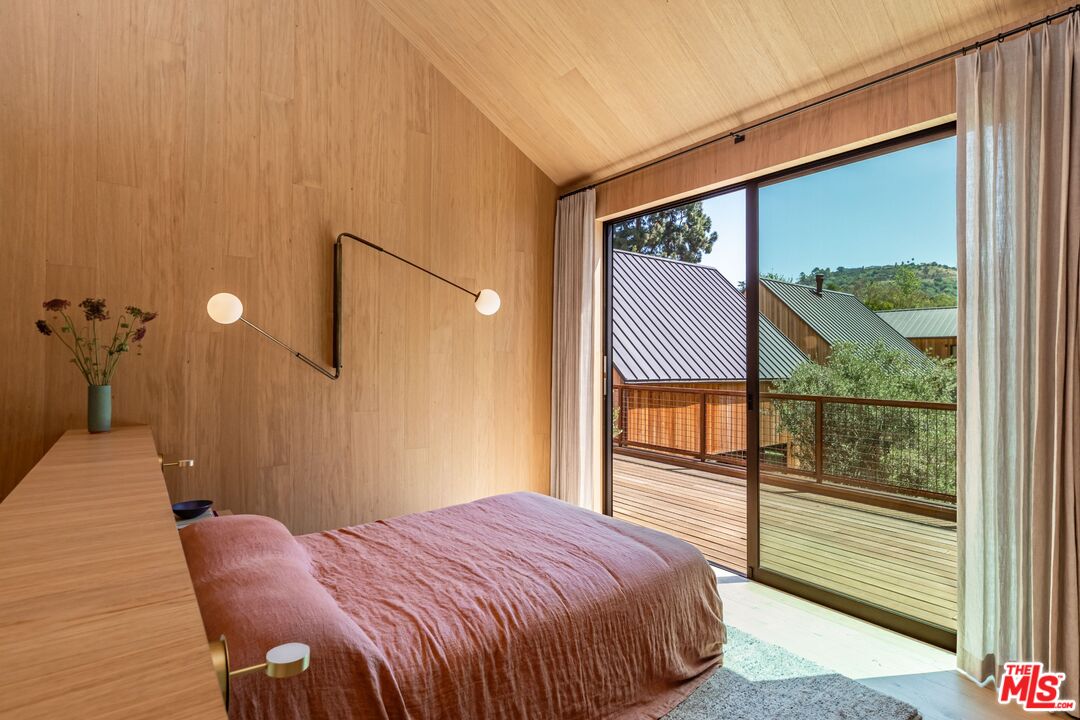 3405 Fryman Road Studio City, CA 91604 - Photo 33 of 52