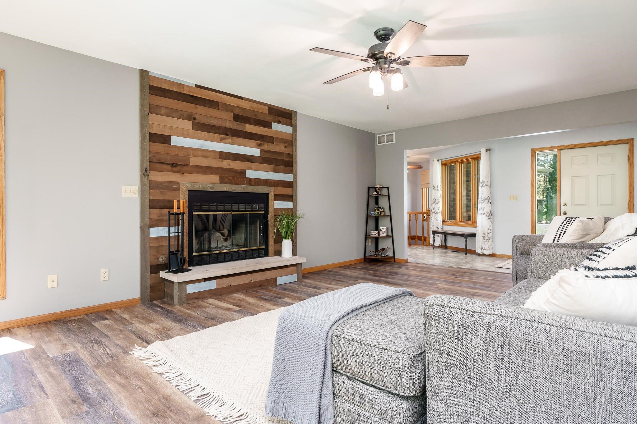 10249 Atwood Road Roscoe, IL 61073 - Photo 12 of 58