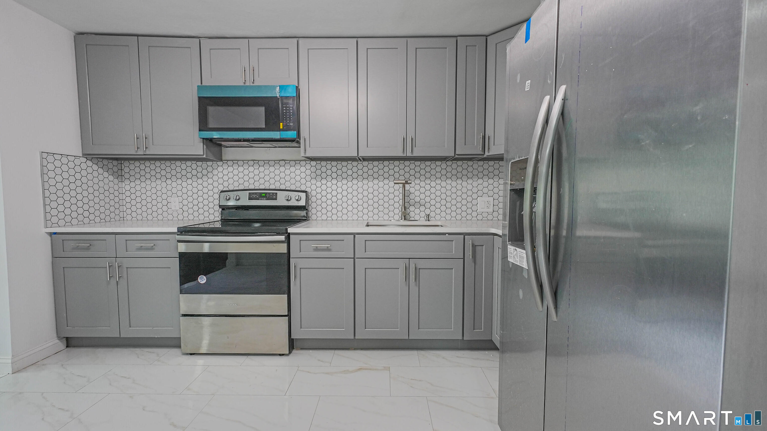 24 Sunfield Circle Waterbury, CT 06708 - Photo 8 of 22