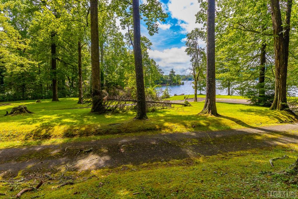 306 Island Point Road Lake Toxaway, NC 28747 - Photo 24 of 29 Gallery Image 24