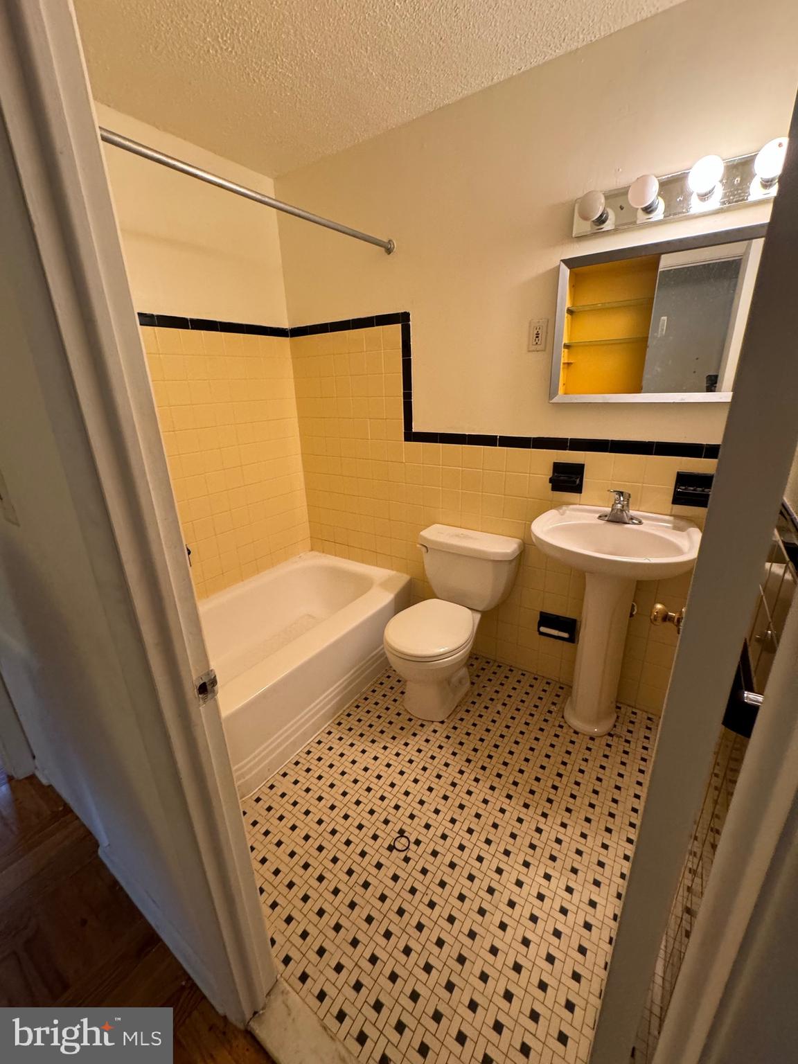 34 Miles Road Claymont, DE 19703 - Photo 12 of 19 Hallway bathroom