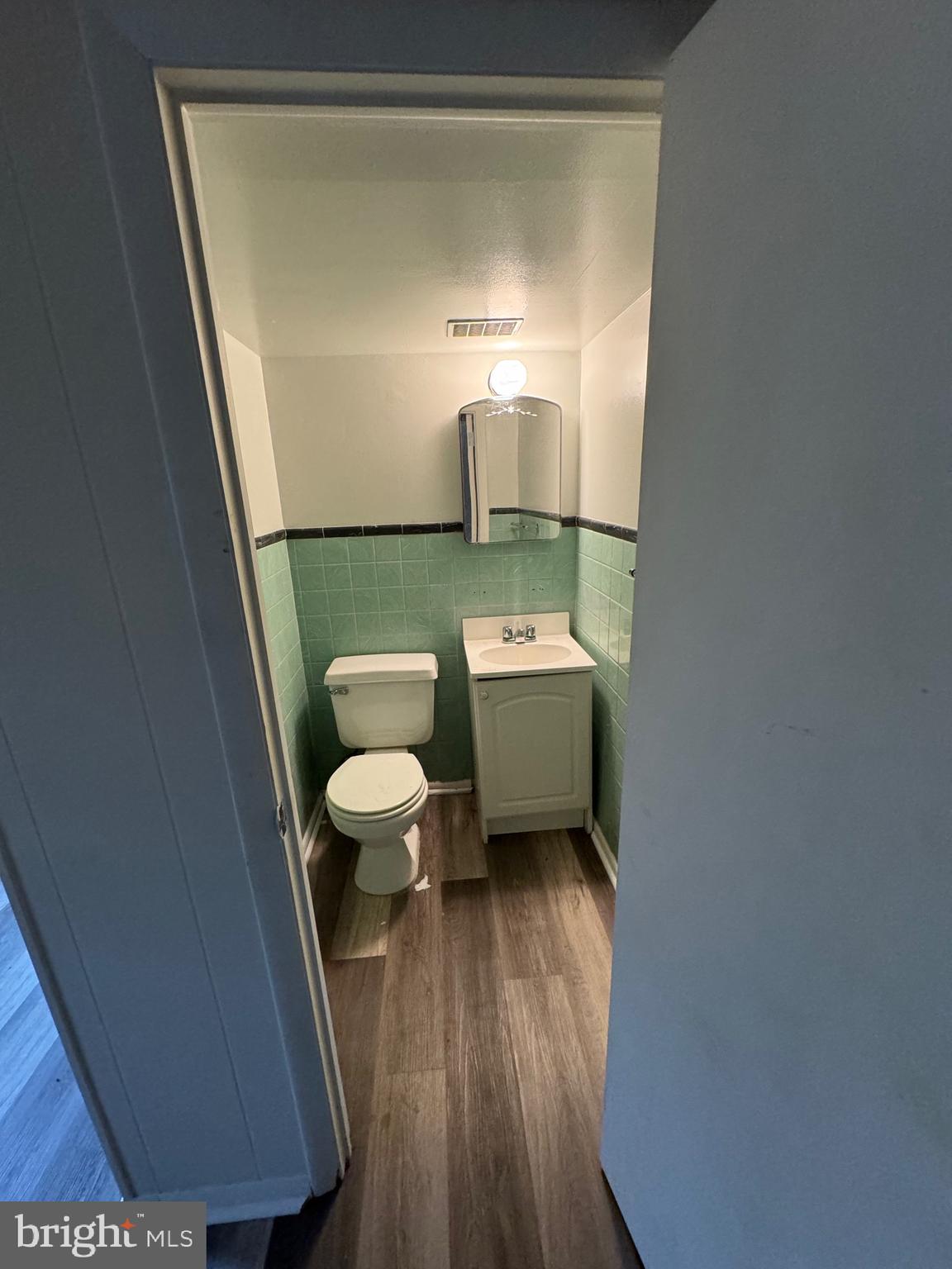 34 Miles Road Claymont, DE 19703 - Photo 16 of 19 Powder room