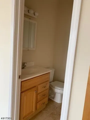 $2,775 | 541 Middlesex Avenue, Unit 1, Metuchen, NJ 08840