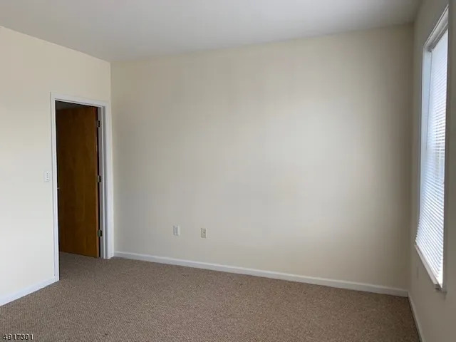 $2,775 | 541 Middlesex Avenue, Unit 1, Metuchen, NJ 08840