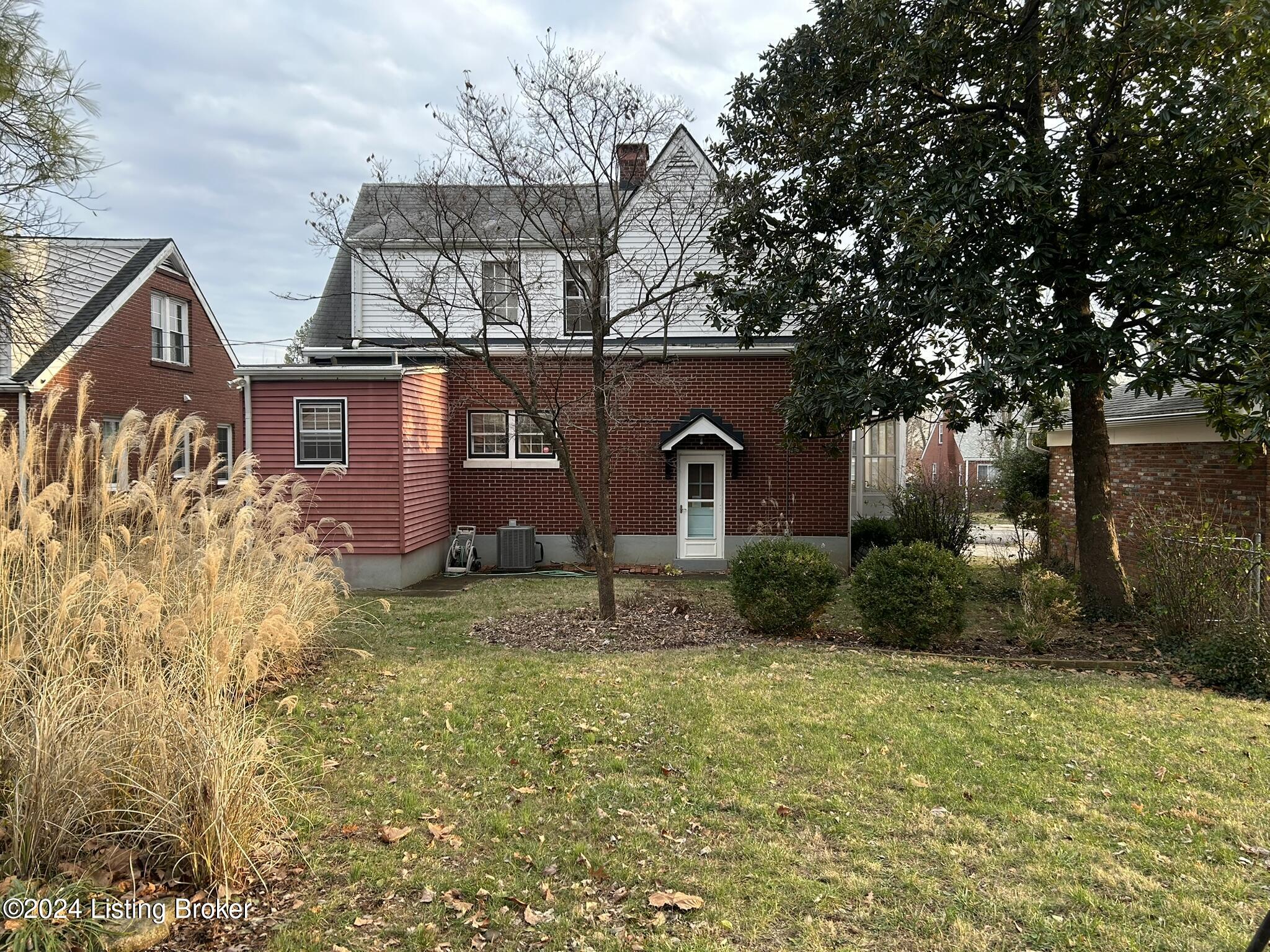 2313 Manchester Road Louisville, KY 40205 - Photo 4 of 24 IMG_0478