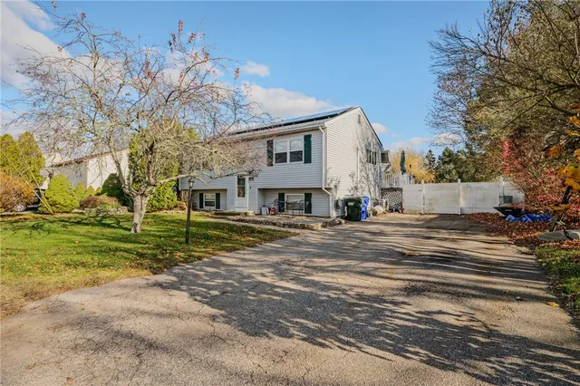 $375,000 | 17 Byron Drive, Westerly, RI 02891
