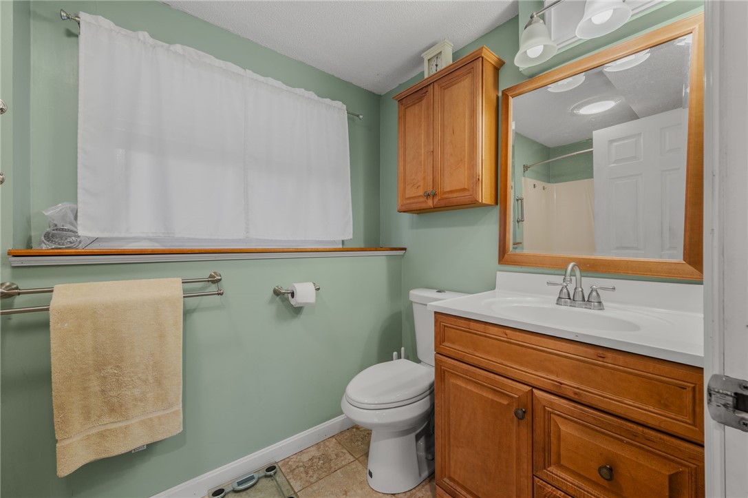 17 Byron Drive Westerly, RI 02891 - Photo 24 of 41