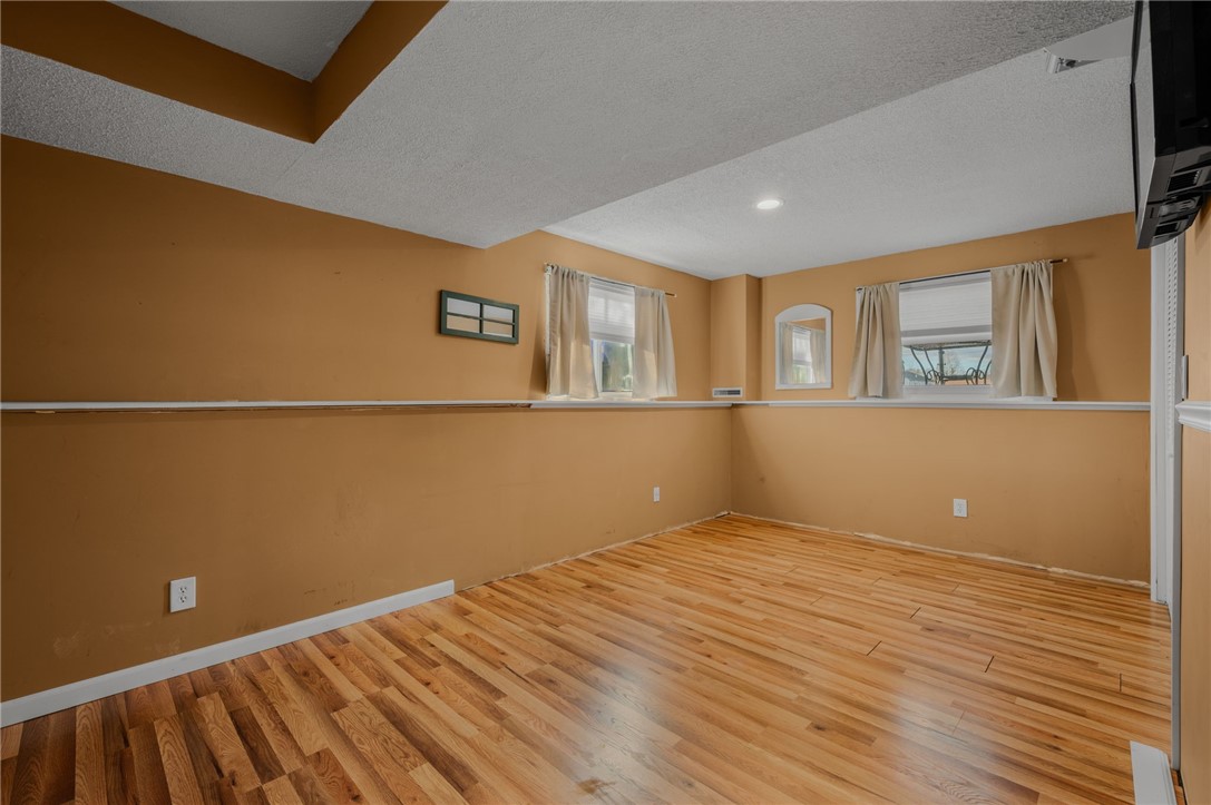 17 Byron Drive Westerly, RI 02891 - Photo 28 of 41