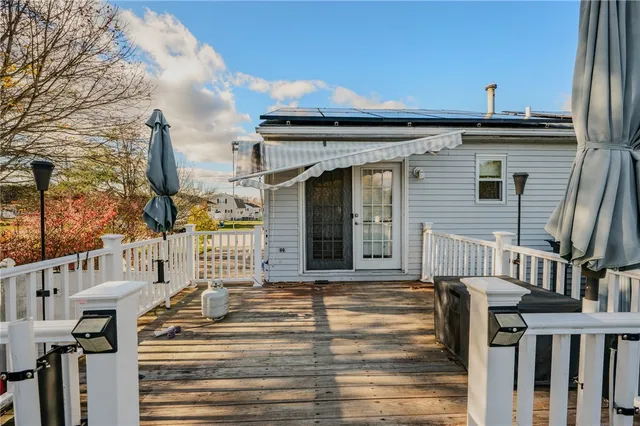 $375,000 | 17 Byron Drive, Westerly, RI 02891