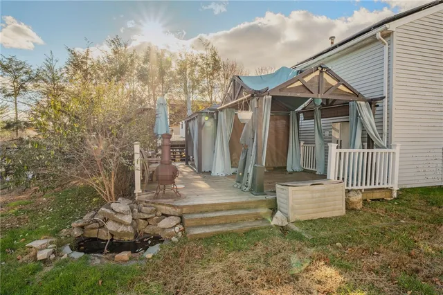 $375,000 | 17 Byron Drive, Westerly, RI 02891