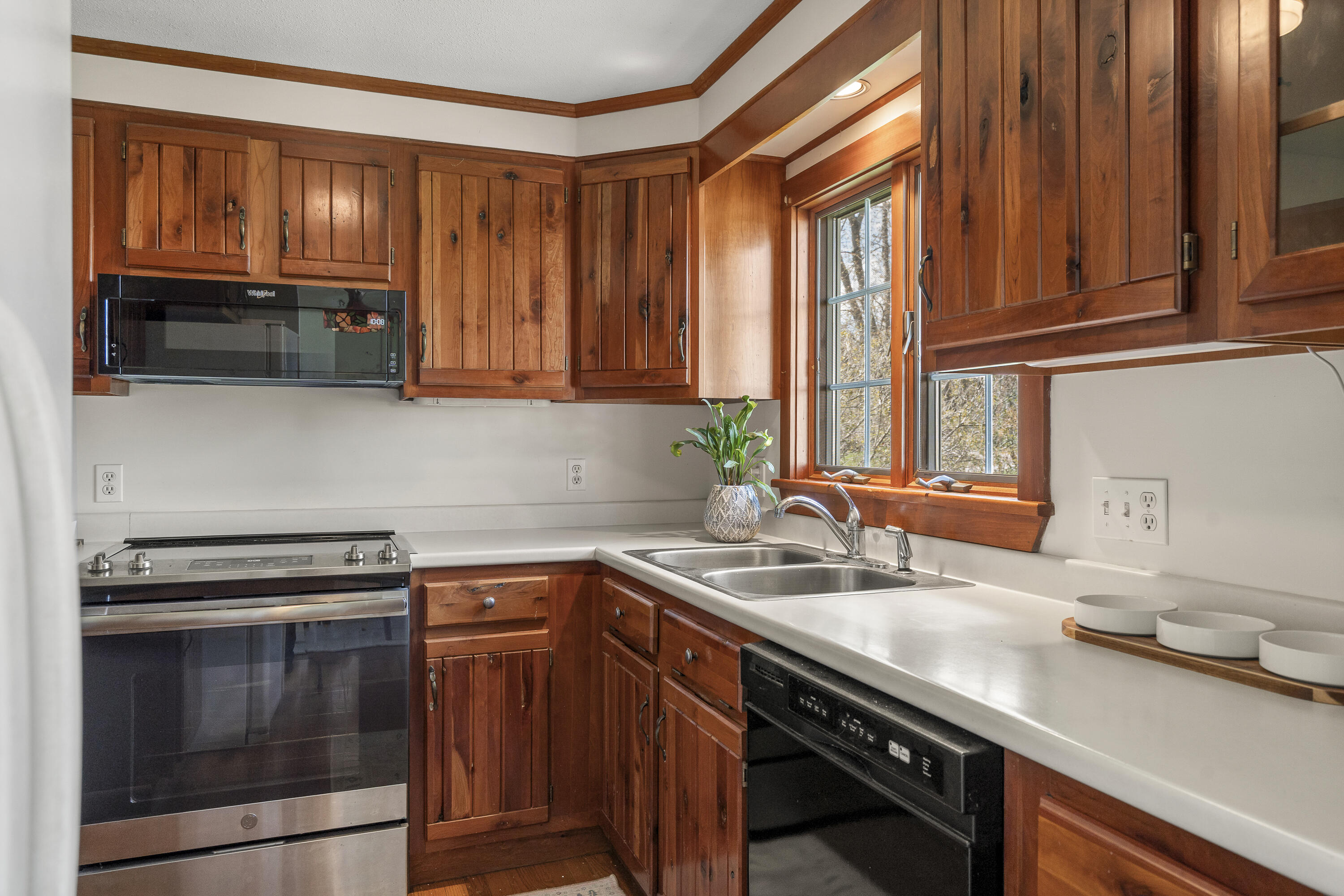 6 Matthews Avenue Bath, ME 04530 - Photo 9 of 34 04-6 Matthews Ave, Bath, ME-TP