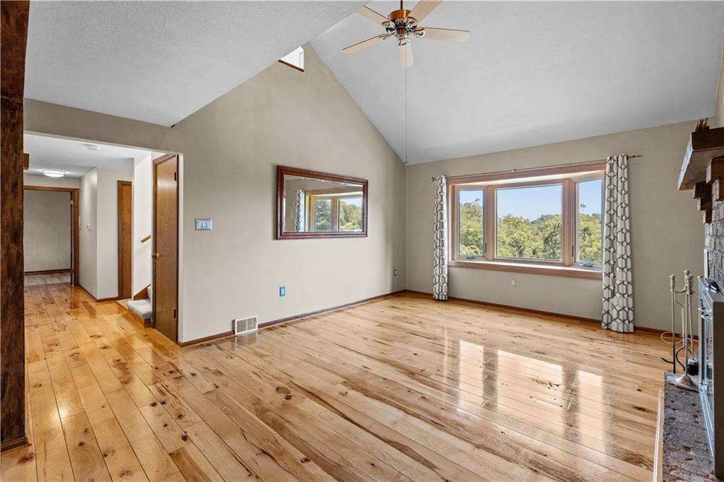 216 Wray Large Road Clairton, PA 15025 - Photo 16 of 32 Gallery Image 16