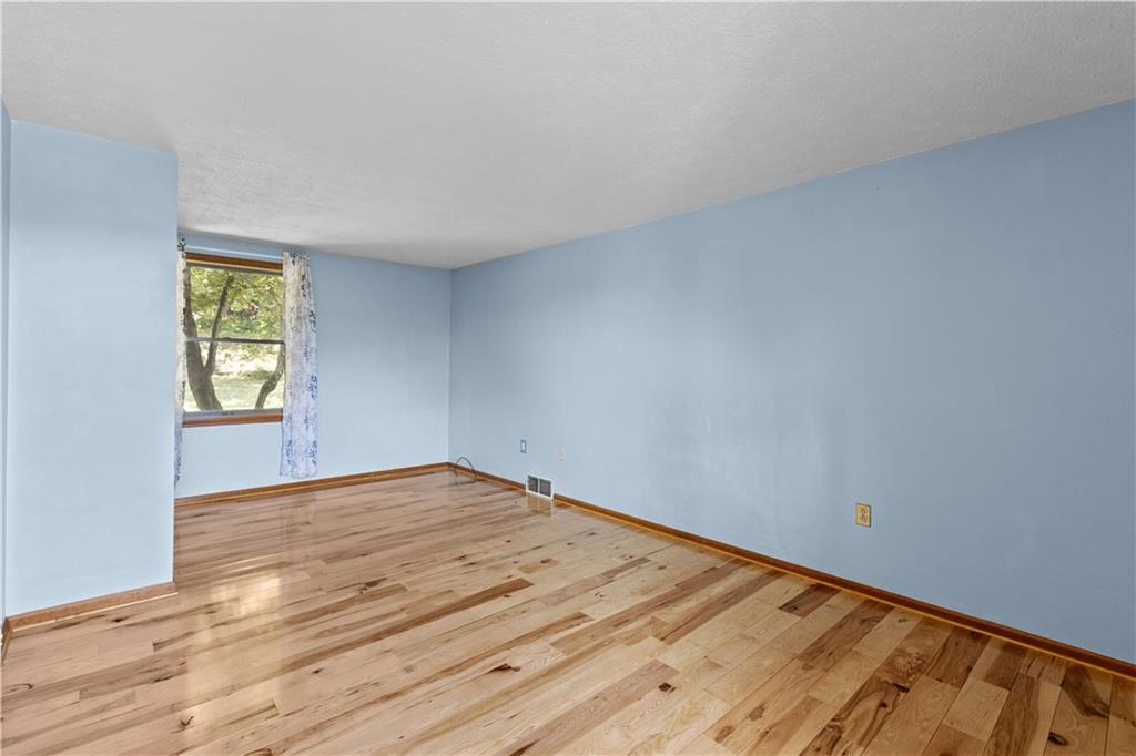 216 Wray Large Road Clairton, PA 15025 - Photo 18 of 32 Gallery Image 18