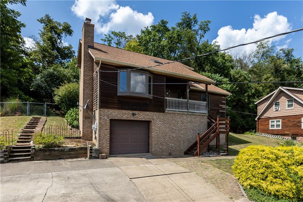 216 Wray Large Road Clairton, PA 15025 - Photo 4 of 32 Gallery Image 4