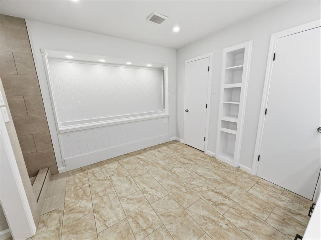 2409 Castle Street Irving, TX 75038 - Photo 18 of 32 a view of an empty room