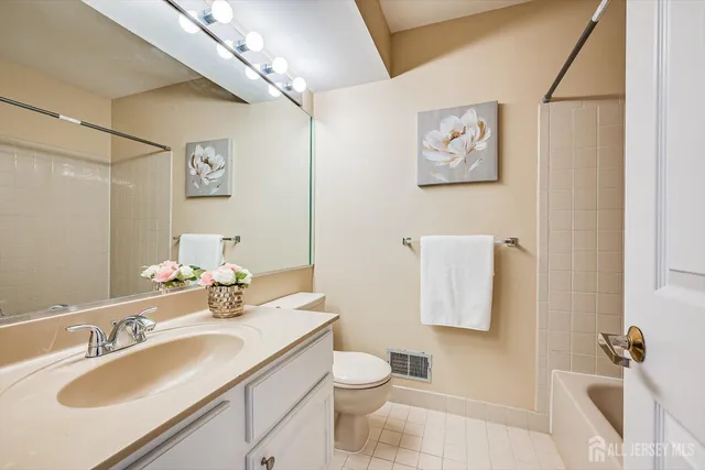 $660,000 | 52 Springwood Court, Princeton, NJ 08540