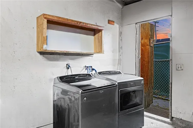 $899,000 | 402 South Howard Street, Unit A & #B, Corona, CA 92879