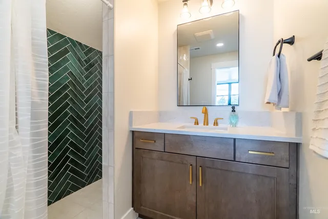 $1,175,000 | 13901 Sky View Court, Unit 2, McCall, ID 83638